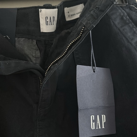 Gap shorts - Picture 2 of 2